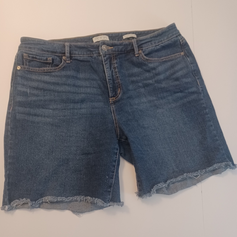 Sofia Vergara Raw Edge Denim Bermuda Shorts Sz 14